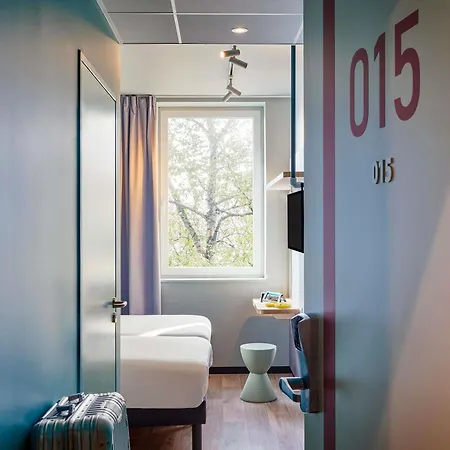 Hotel Ibis Budget Centre Les Minimes La Rochelle (Charente-Maritime)