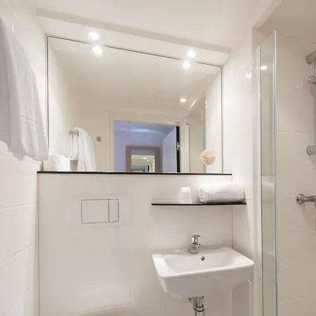 Eco La Rochelle Centre Les Minimes Hotel La Rochelle (Charente-Maritime)