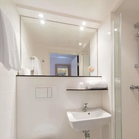 プルミエール クラッス ラ ロシェル サントル レ ミニーム