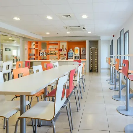 Eco La Rochelle Centre Les Minimes Hotel