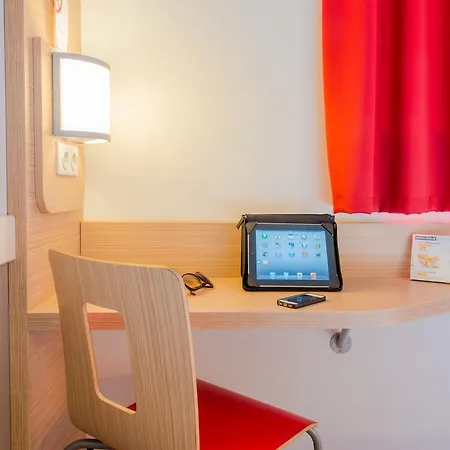 Première Classe Centre - Les Minimes Hotel