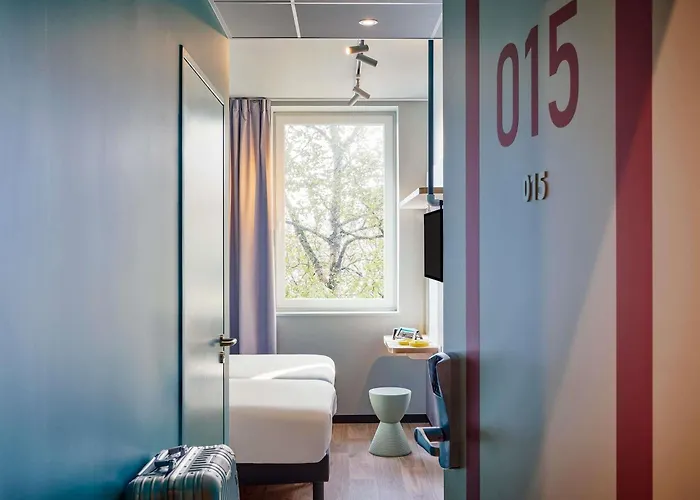 Hotel Ibis Budget Centre Les Minimes La Rochelle (Charente-Maritime)