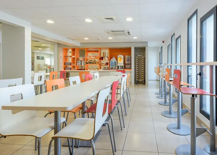 Ibis Budget Centre Les Minimes Hotel